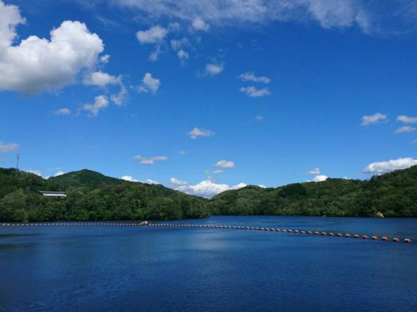 ทะเลสาบมิคาวะ (Lake Mikawa)