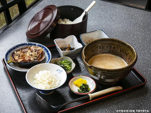 かじか苑（食事・三河湖ボート）