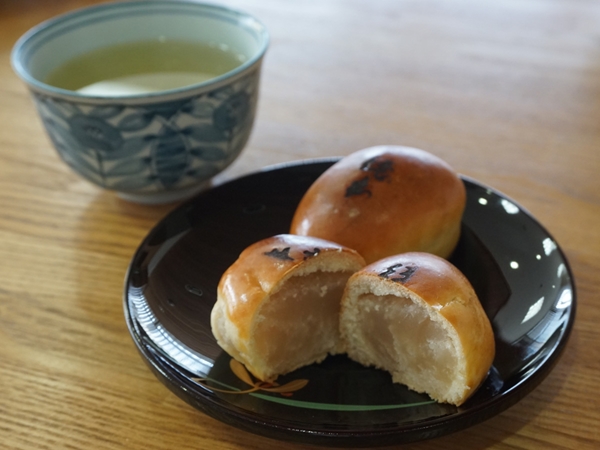 徳本まんじゅう本舗