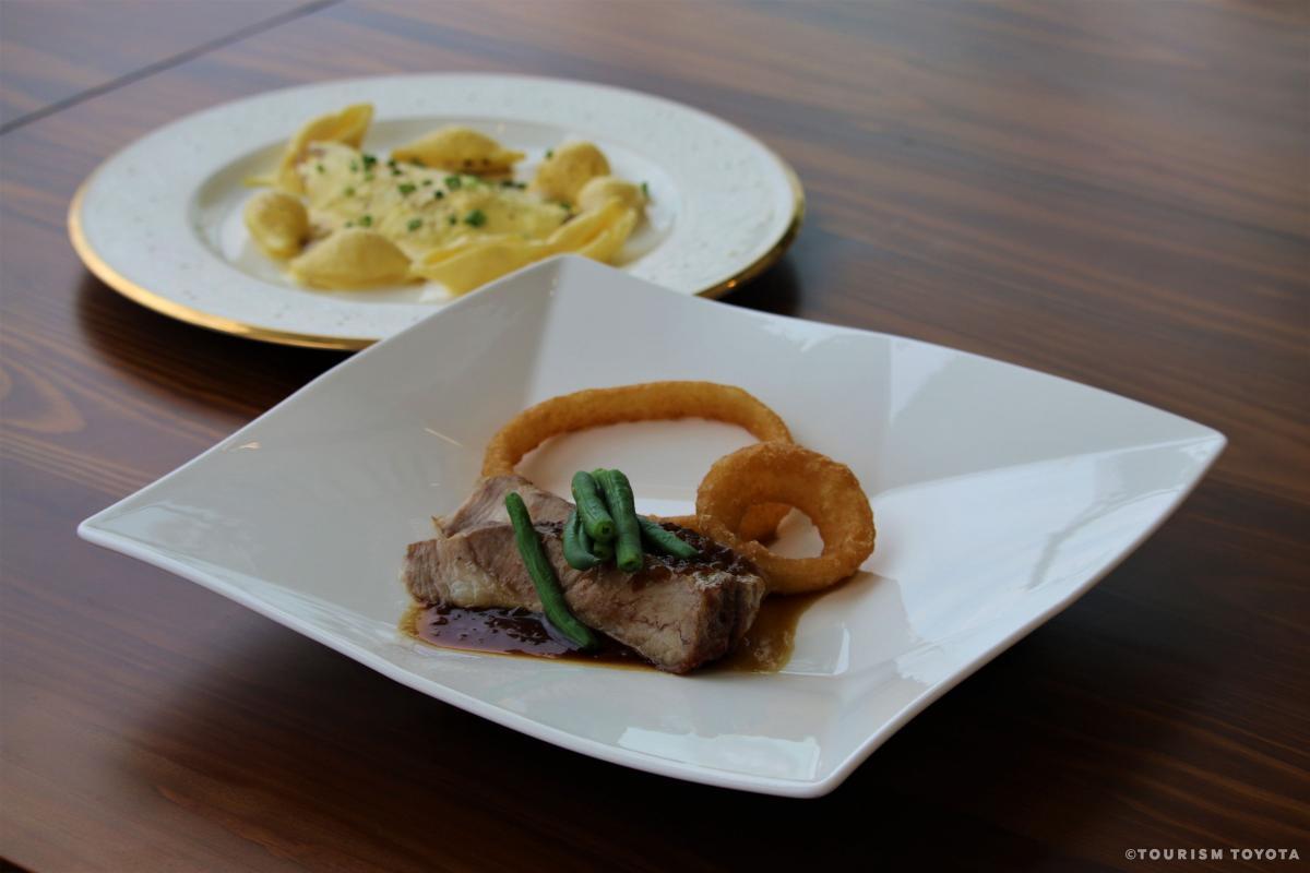 レストラン「ヴェルデロッソ」