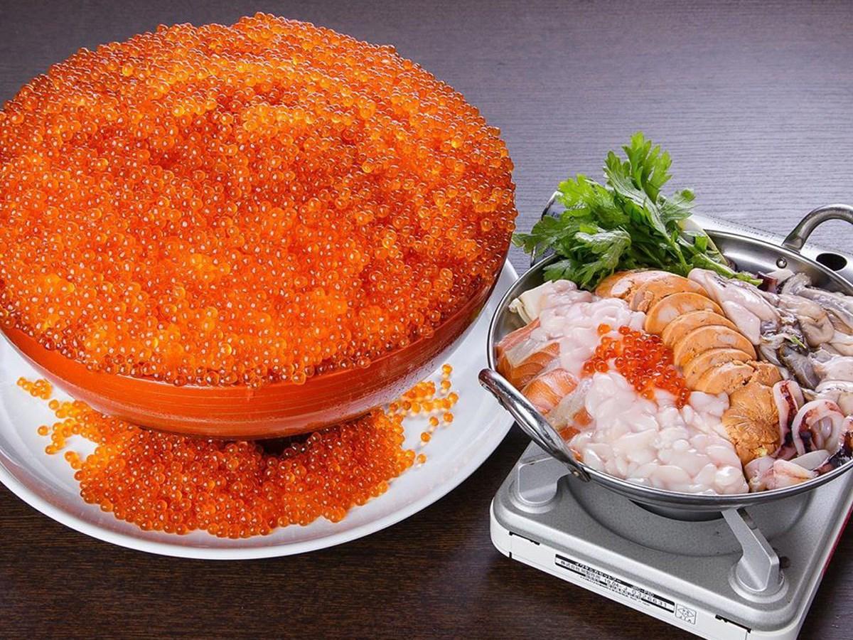 いくらこぼれ飯