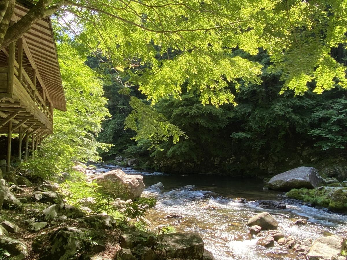 カントリーレストラン渓流荘