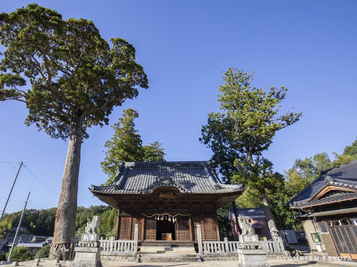 六所神社（農村舞台）