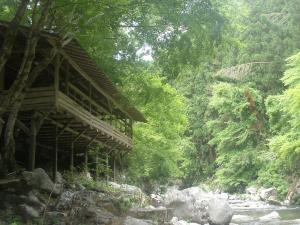 カントリーレストラン渓流荘