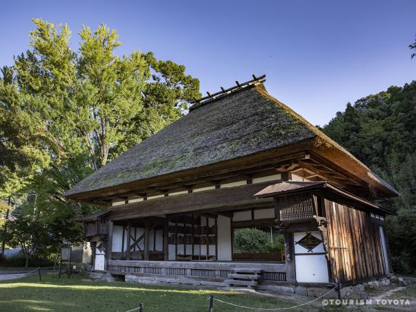 六所神社（農村舞台）
