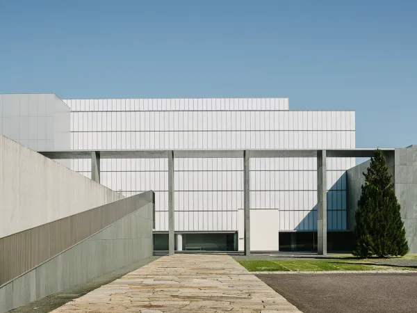 豊田市美術館