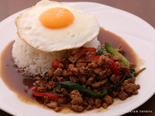 タイレストラン　タニサラ