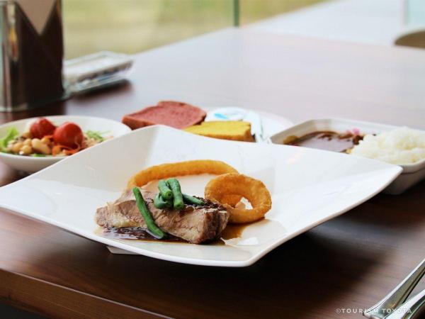 レストラン「ヴェルデロッソ」