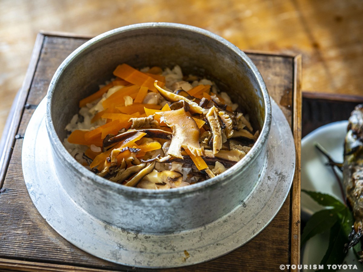 ドライブインやまびこ