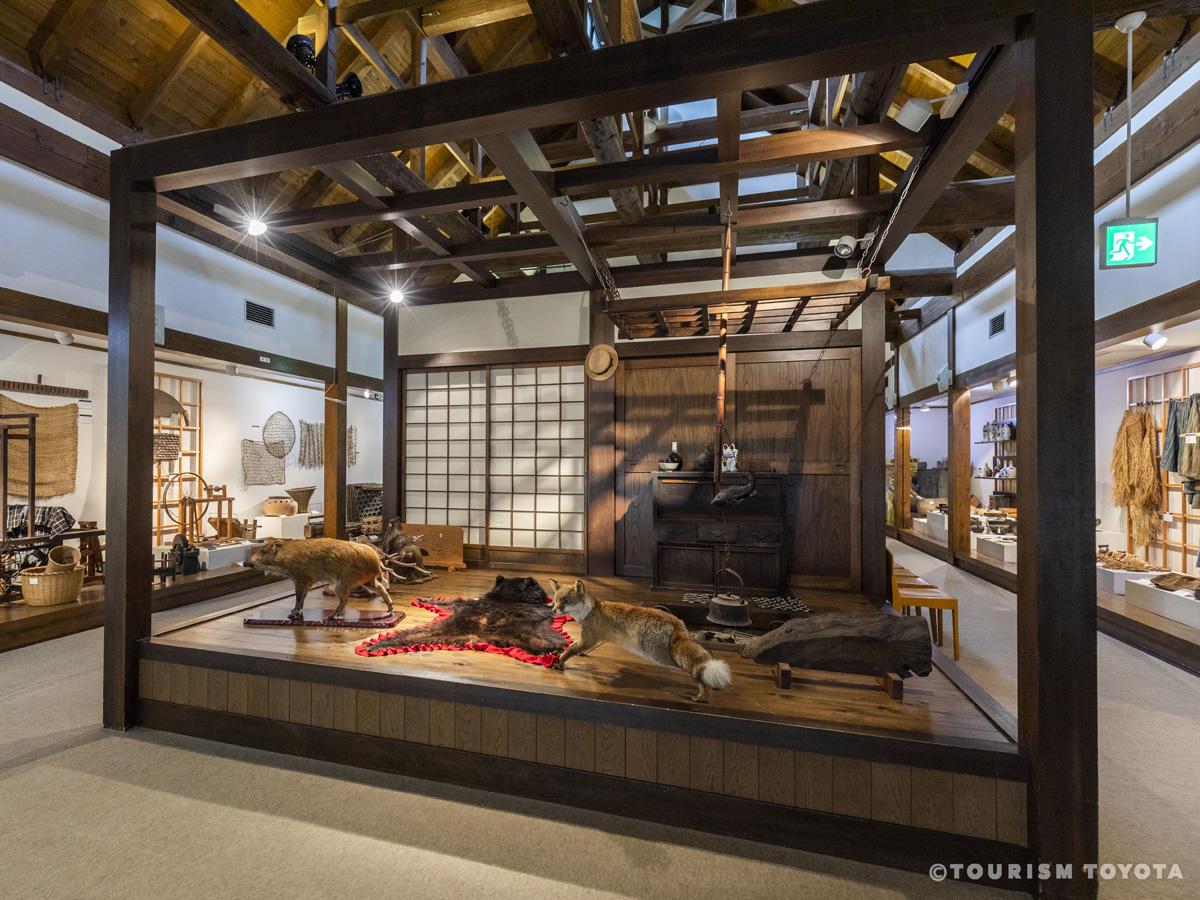 คาเรน-โนะ-ยาคาตะ (Karen-no-Yakata)