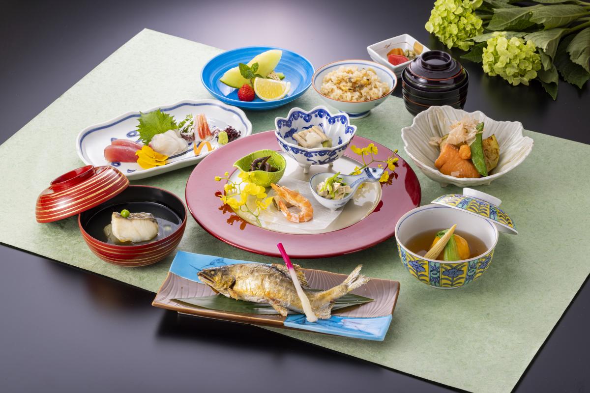 日本料理『御河(みかわ)』