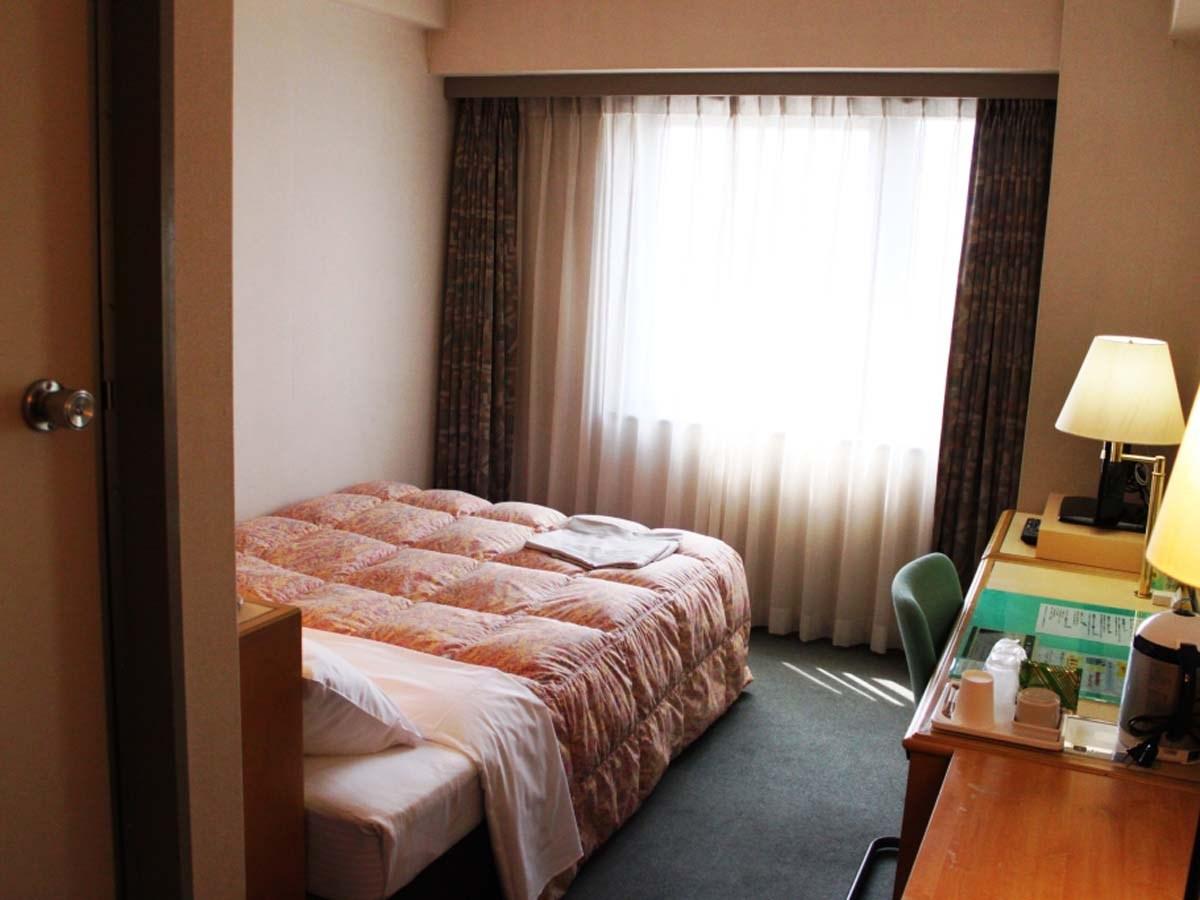 Hotel Palace Inn Toyota