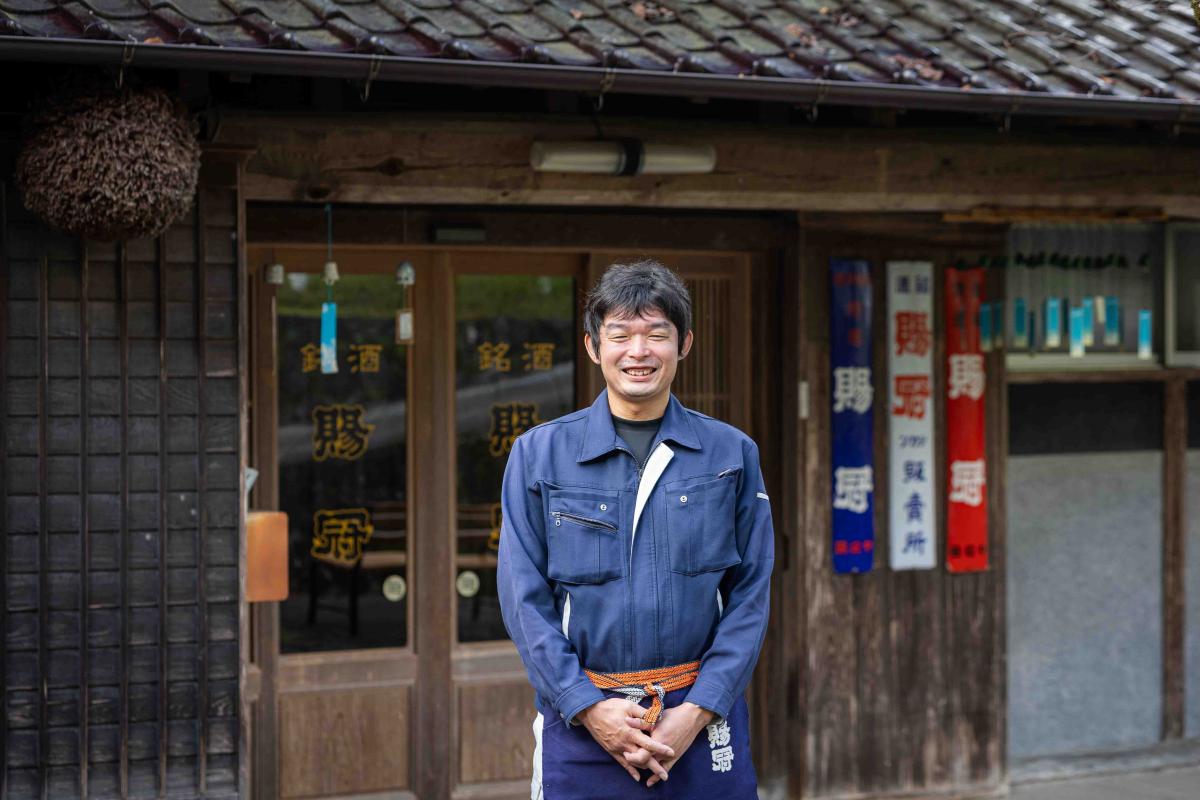 中垣酒造株式会社　清酒 賜冠（シカン）蔵元