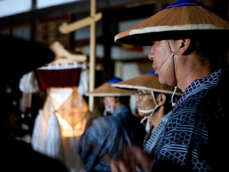 綾渡の夜念仏と盆踊