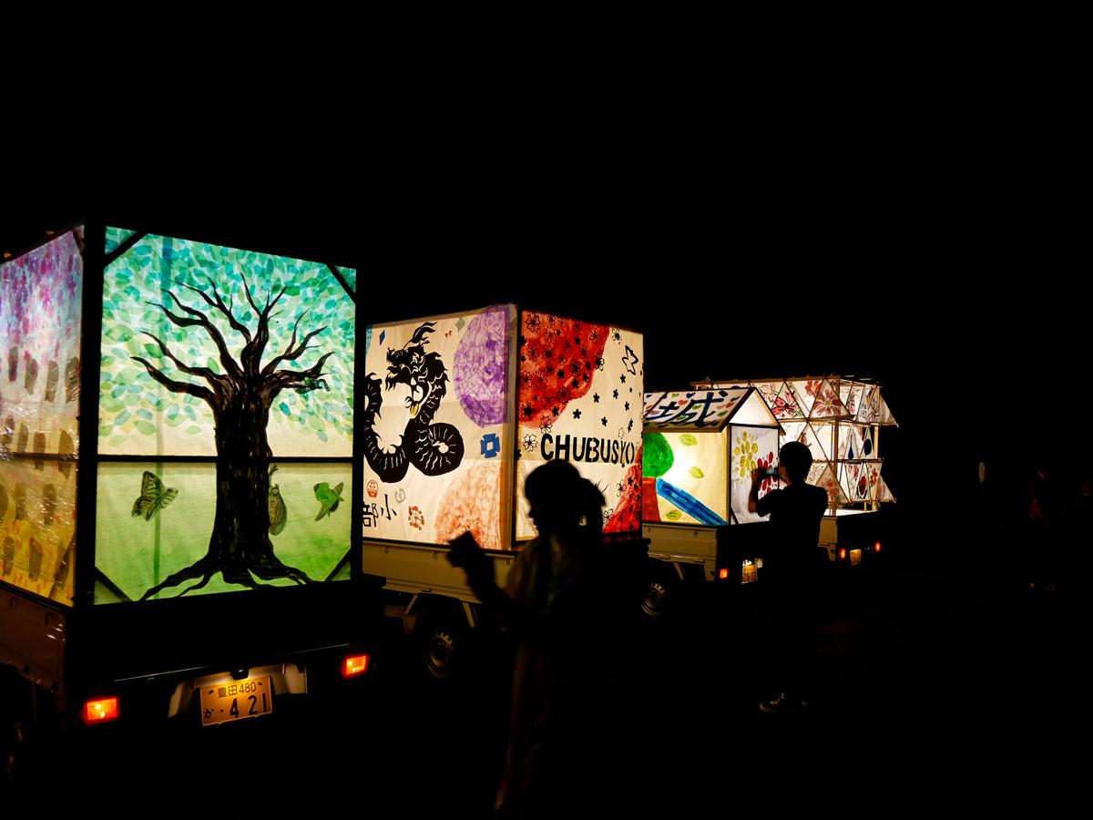 軽トラあんどんパレード