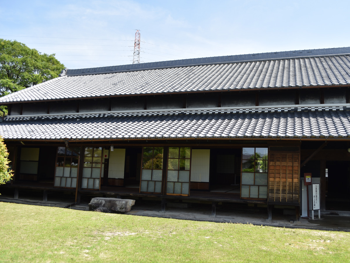 六鹿会館