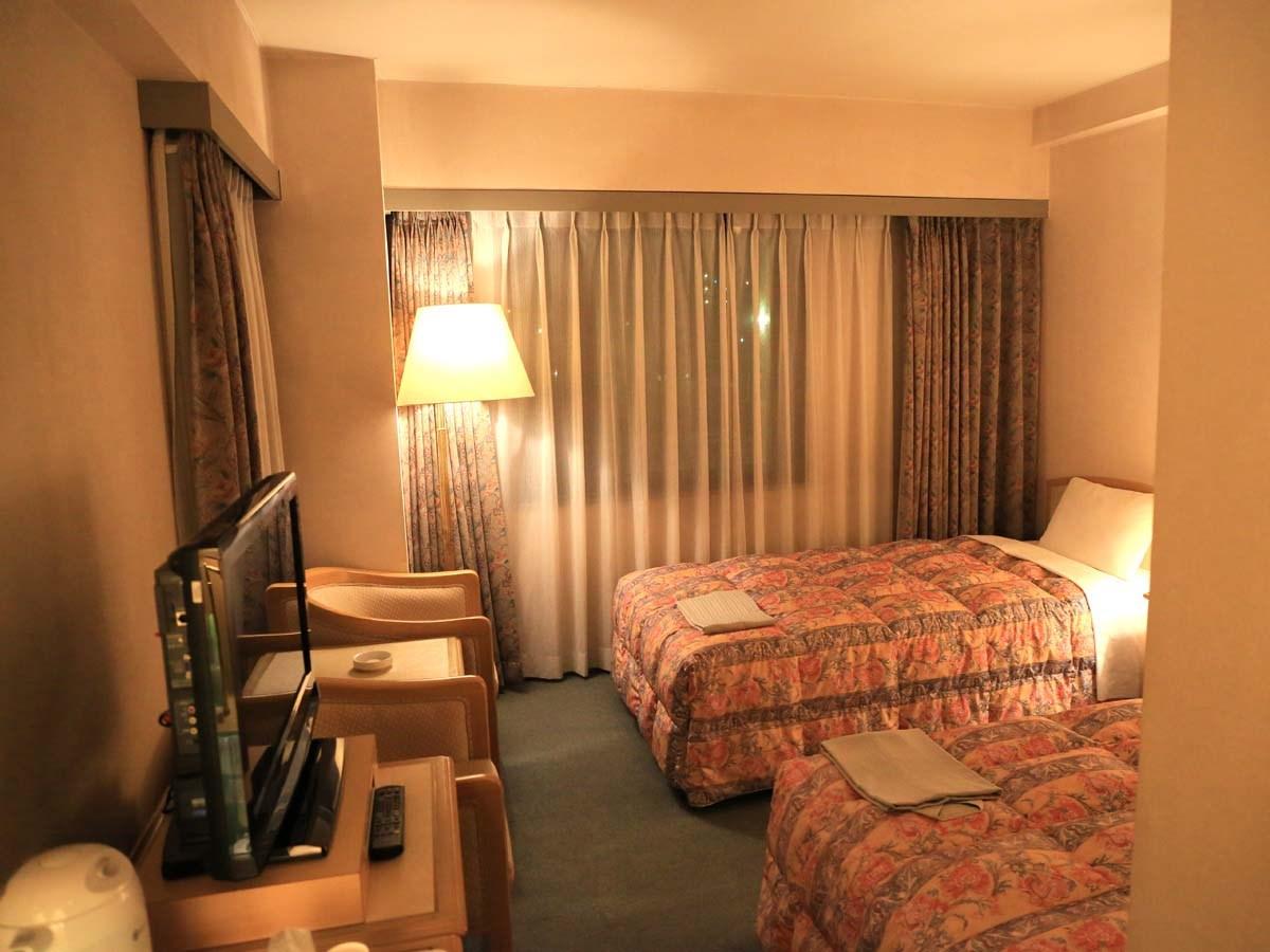 Hotel Palace Inn Toyota