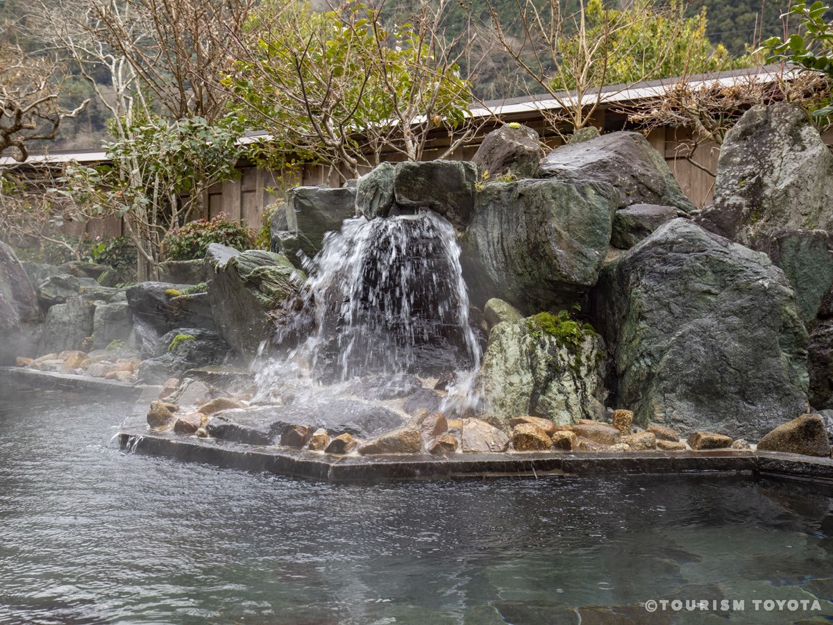 天然温泉　寿楽荘