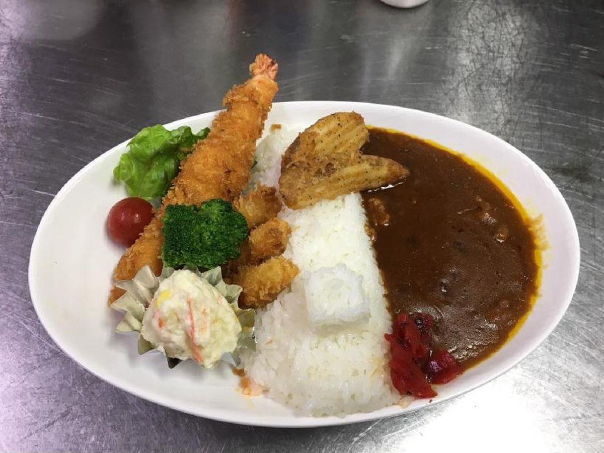 羽布ダムカレー