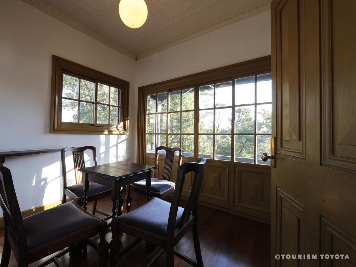 พิพิธภัณฑ์งานฝีมือพื้นบ้านโทโยตะ (Toyota City Folk Craft Museum)