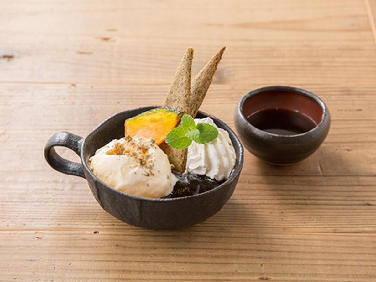 藏咖啡厅&集市 “KOROMO农园”