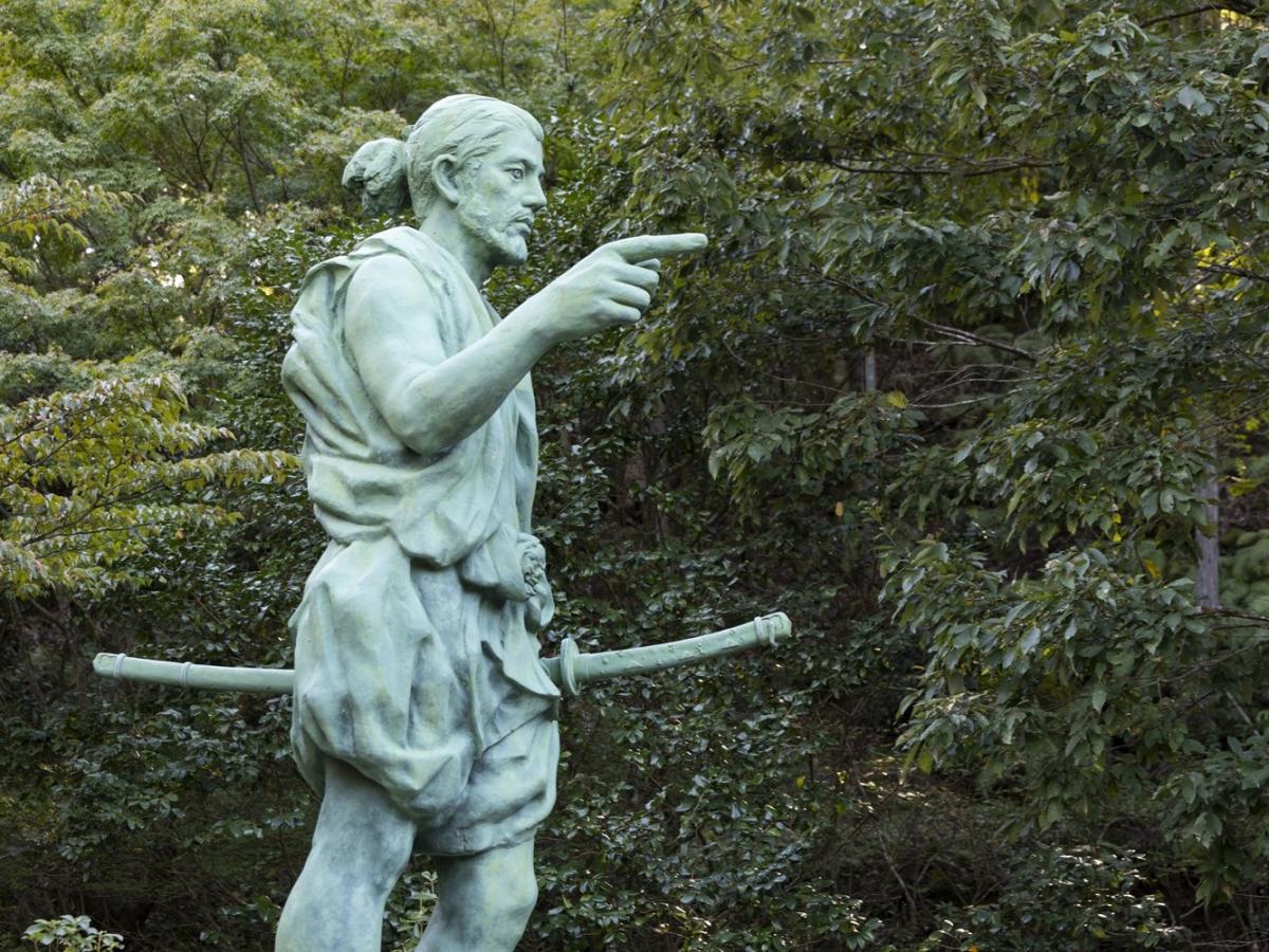 松平郷（親氏像）