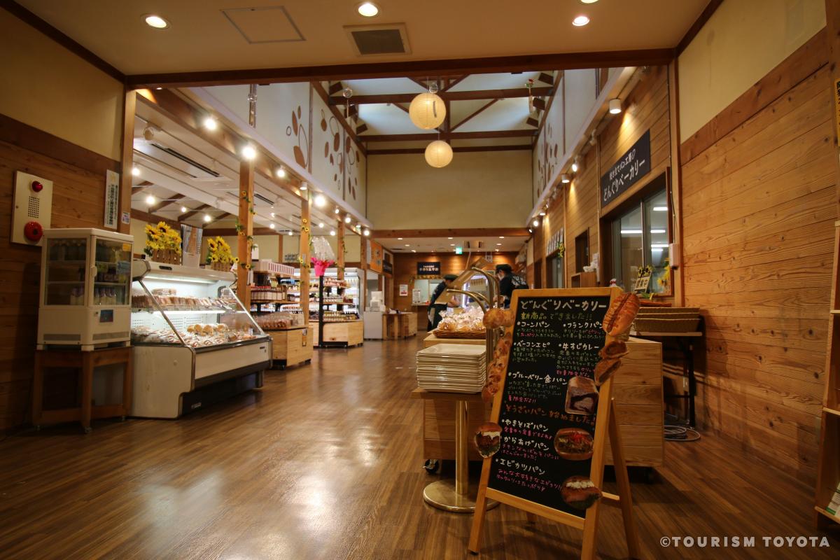 公路休息站橡子之乡稻武