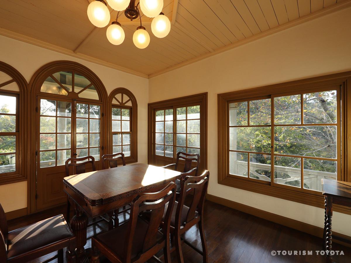 พิพิธภัณฑ์งานฝีมือพื้นบ้านโทโยตะ (Toyota City Folk Craft Museum)