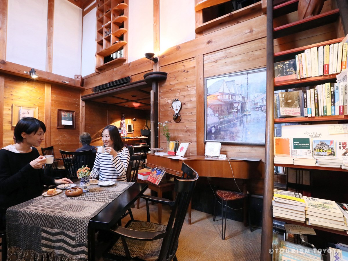 藏中画廊・万林书店