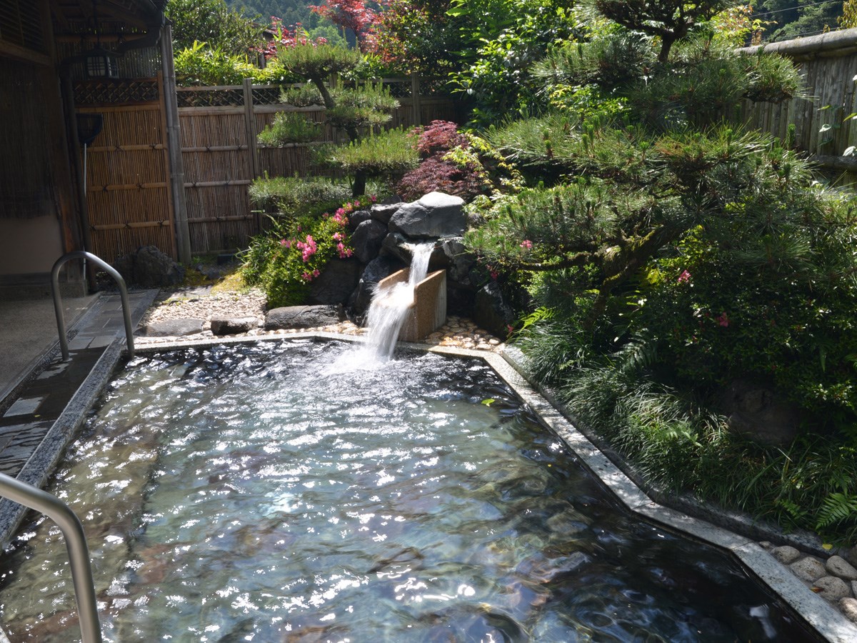 丰田市老人温泉修养设施 寿乐庄