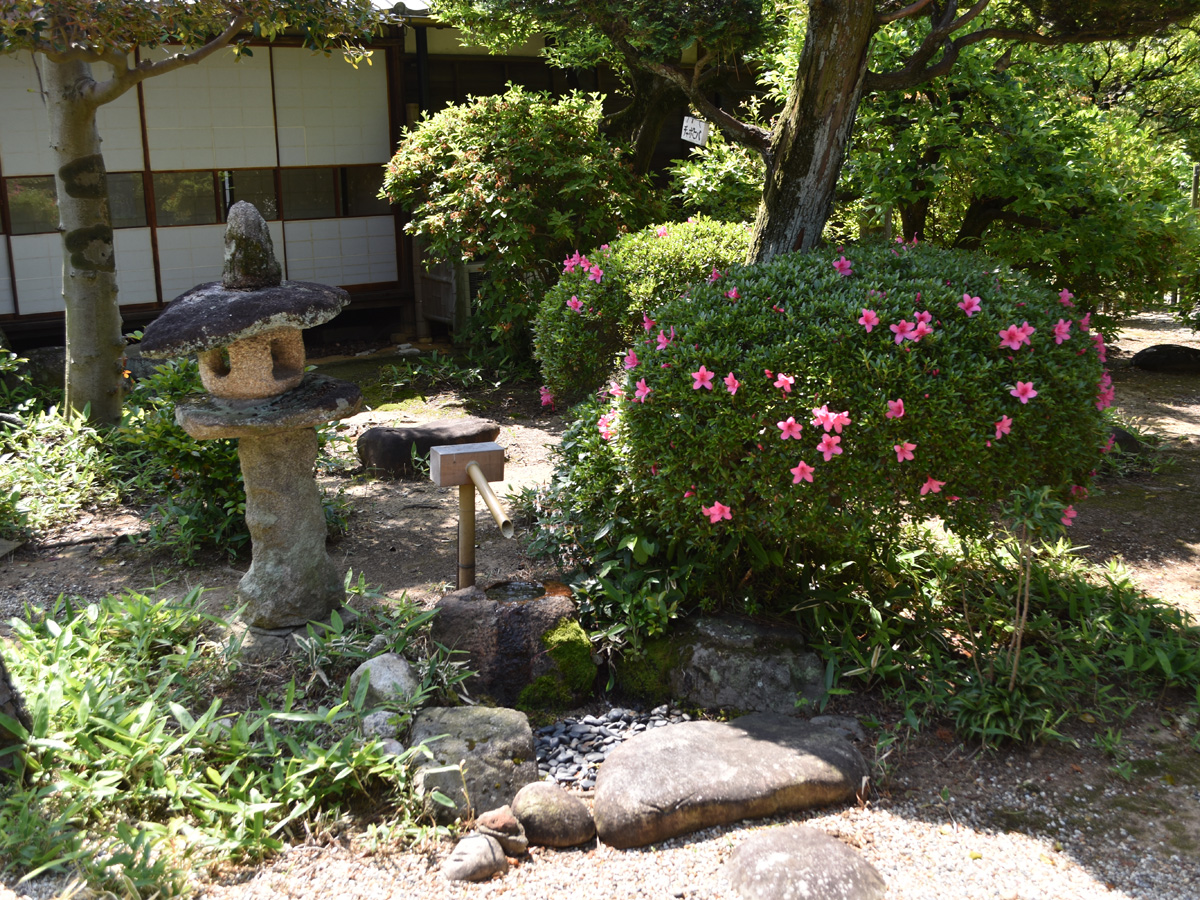 六鹿会館