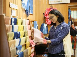 三州足助屋敷　楓門（お土産販売）