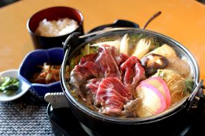 飲食食堂（自然薯すき焼き御膳）