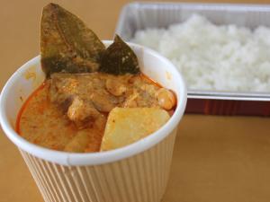 タイレストラン　タニサラ