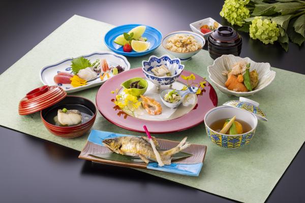 日本料理『御河(みかわ)』