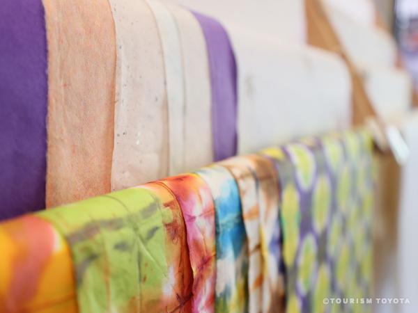 ศูนย์ศิลปะและหัตถกรรม ที่พิพิธภัณฑ์ศิลปะกระดาษโอบาระ