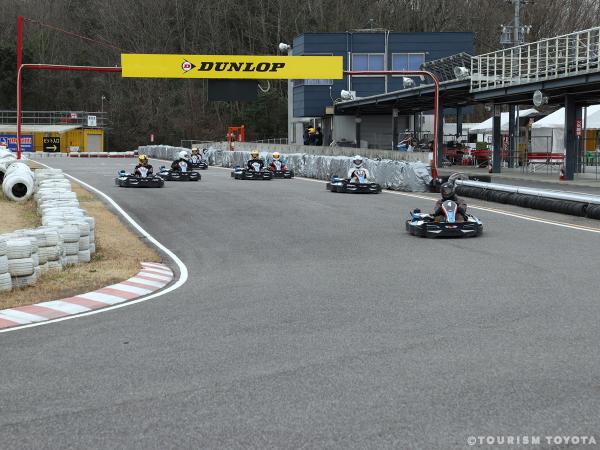 สนามแข่งรถอิชิโนะ (Ishino Circuit)
