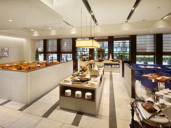 全日餐厅 “WINDSOR”