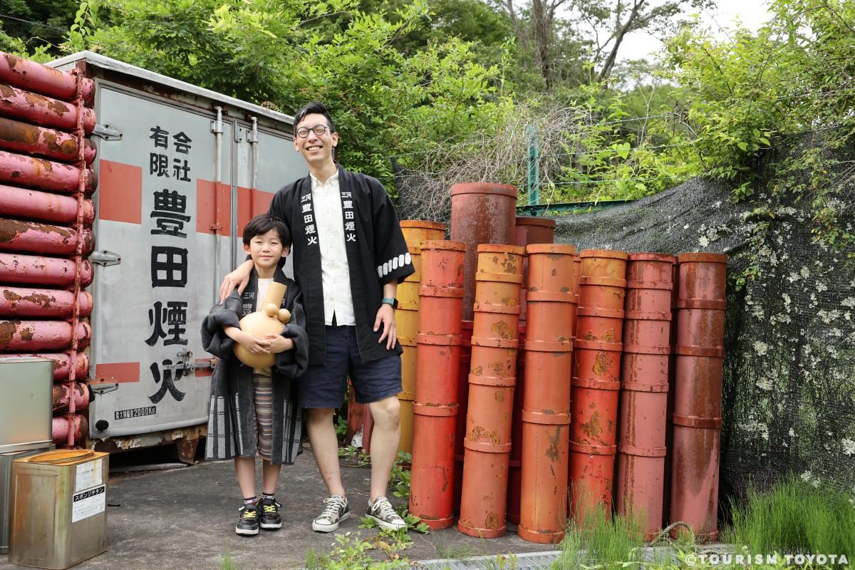 【親子で体験シリーズvol.2】花火師ってどんなことするのかな？現役花火師の作業場・豊田煙火に潜入！