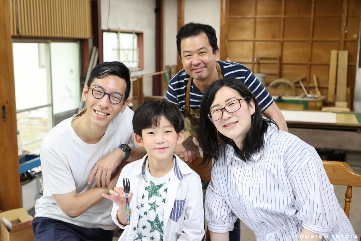 【親子で体験シリーズvol.１】漆芸家に学ぶ！世界に一つだけのオリジナルフォークを作ろう！
