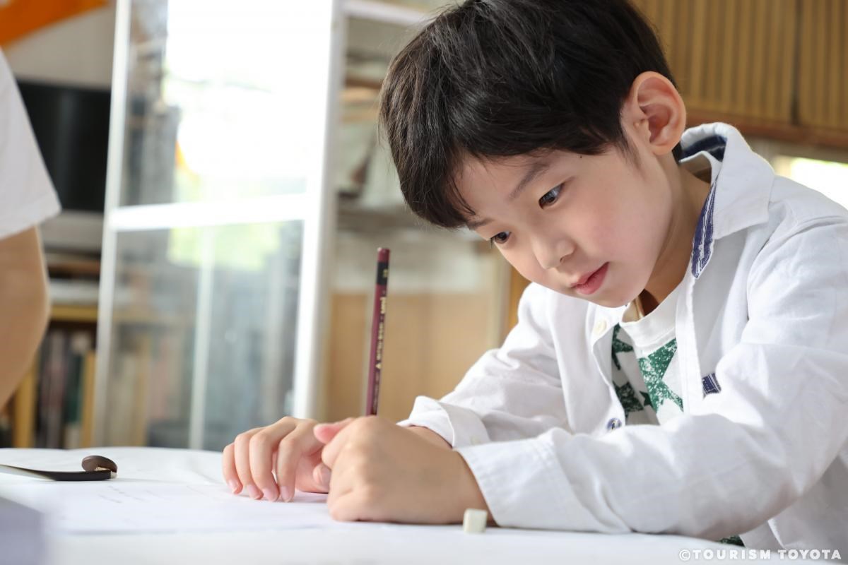 【親子で体験シリーズvol.１】漆芸家に学ぶ！世界に一つだけのオリジナルフォークを作ろう！