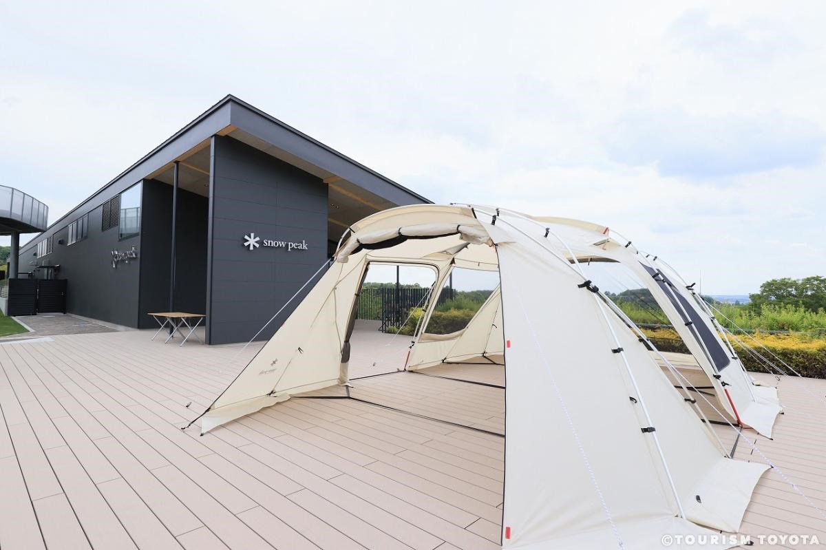 レストラン・ストア棟