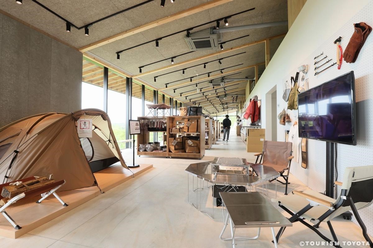 レストラン・ストア棟