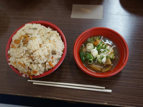 昼食